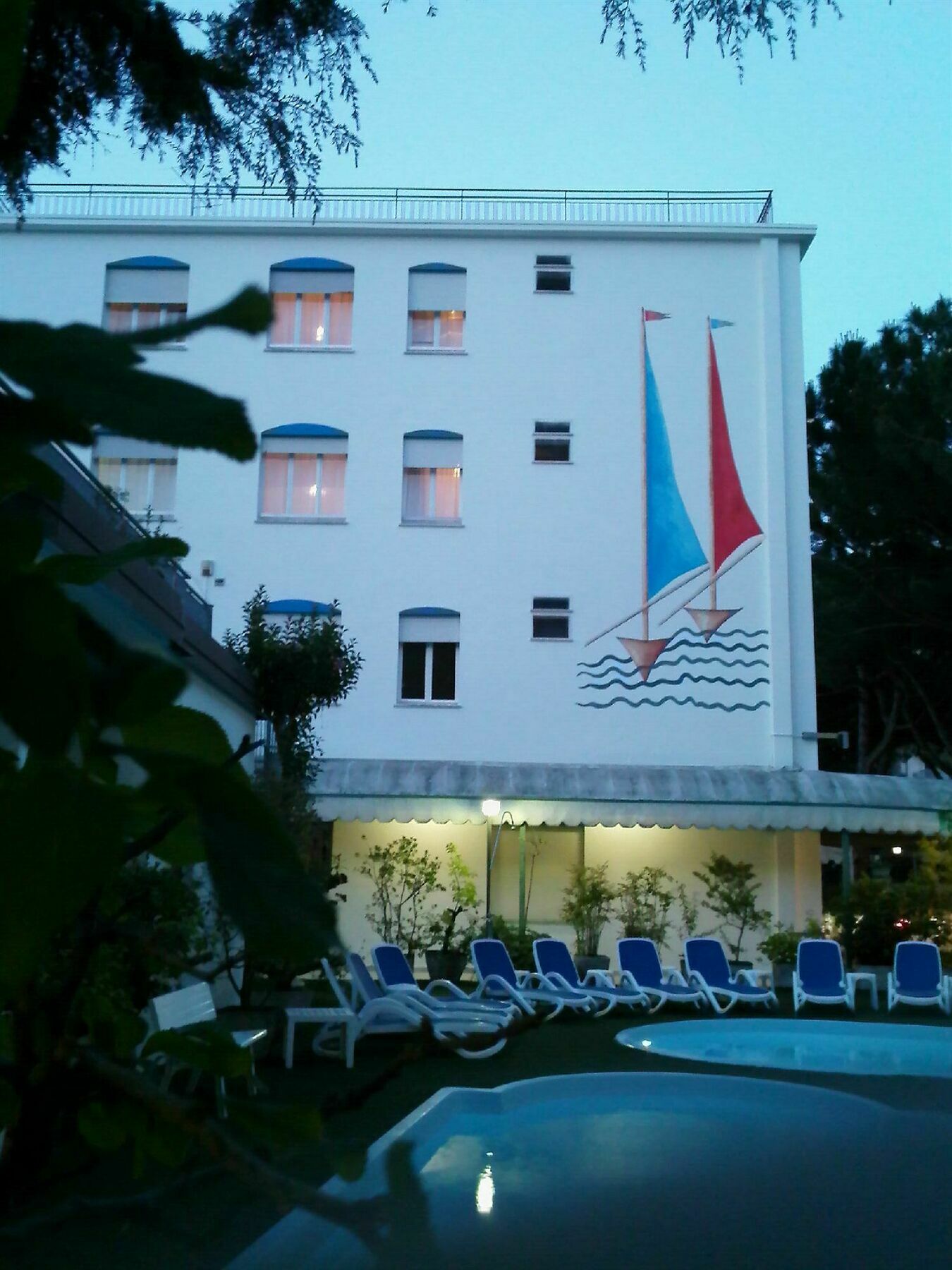 Hotel Manzoni Lido di Jesolo Exterior photo